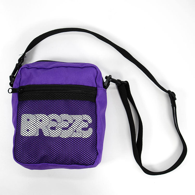 メッシュポケット付きショルダーバッグ