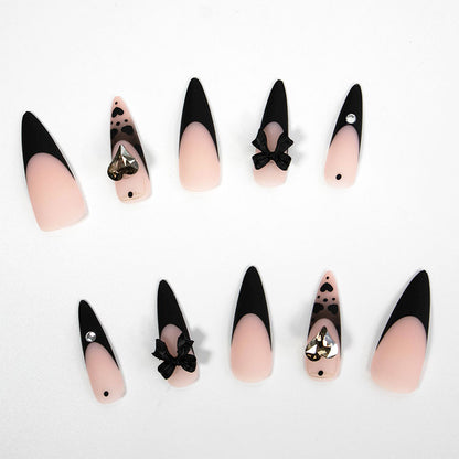 ネイルチップ ハートリボン